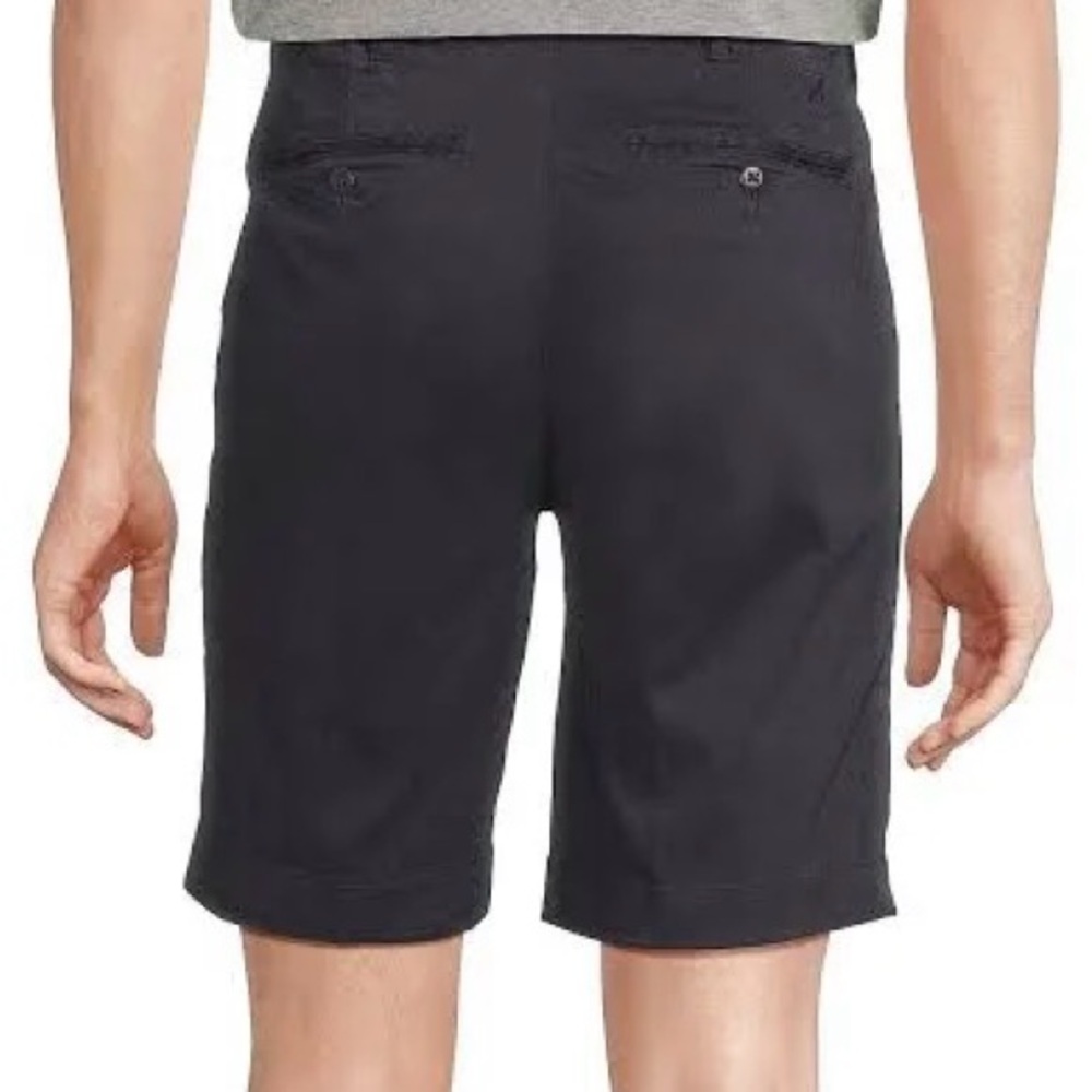 CREMIEUX MENS SHORTS, MADISON, NAVY, SIZE 36 Large - Picture 2 of 8